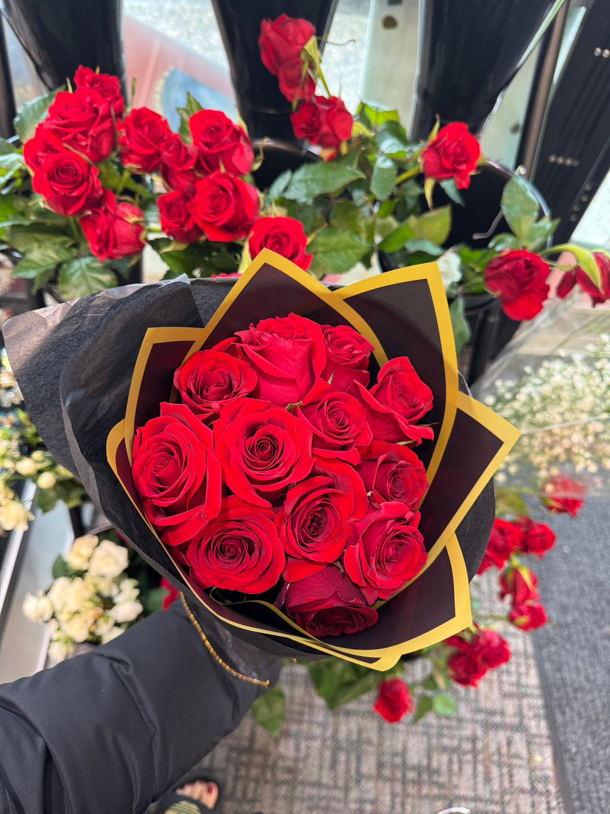 12 Red Roses Bouquet