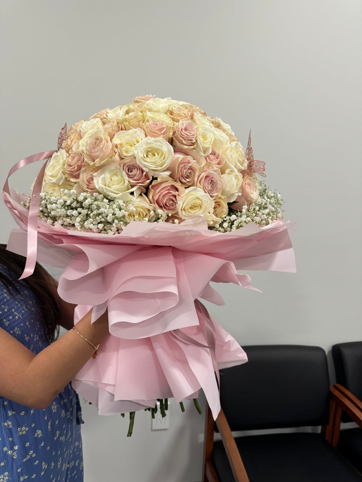 150 Roses Dome Bouquet with Baby’s Breath