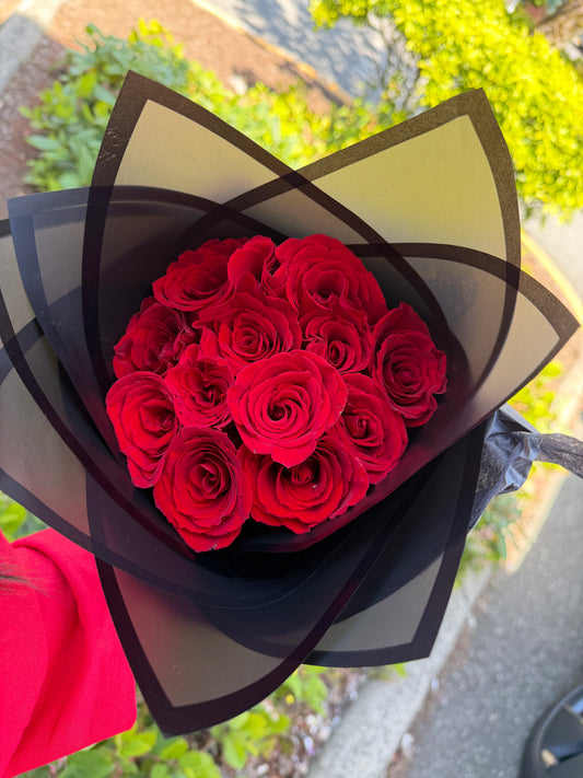 12 Red Rose Bouquet