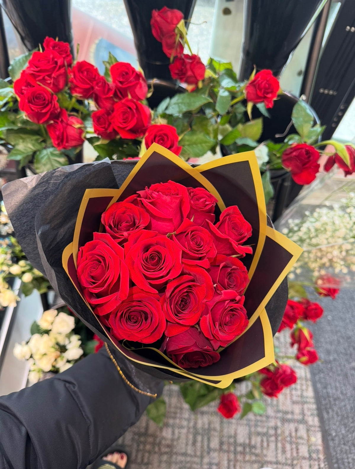 12 Red Roses Bouquet