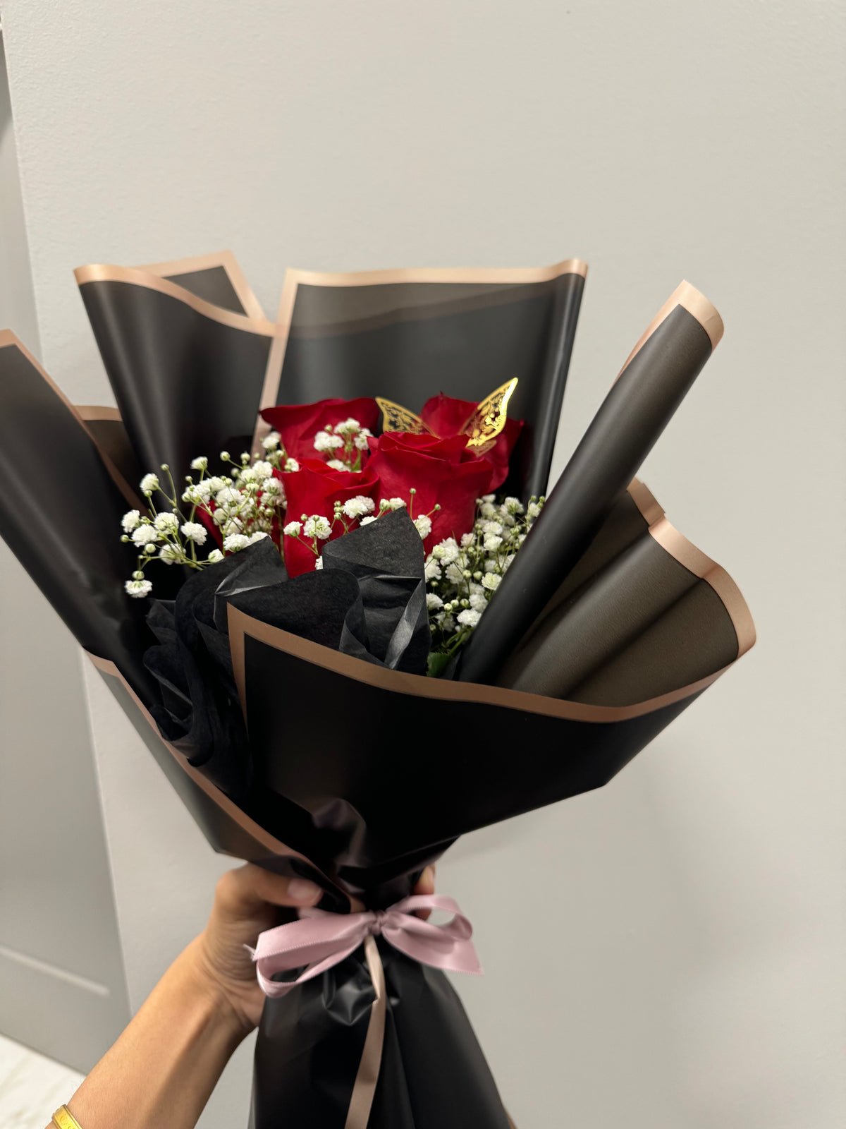 7 Red Roses Bouquet + BB + butterfly